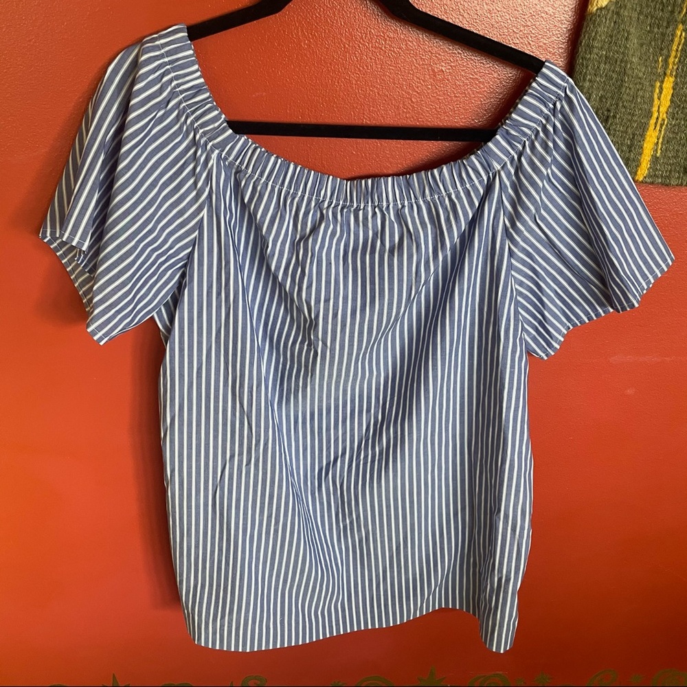 Banana Republic off the shoulder top